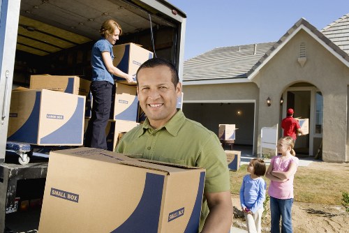 Careful packing and storage solutions for a Chelsea move